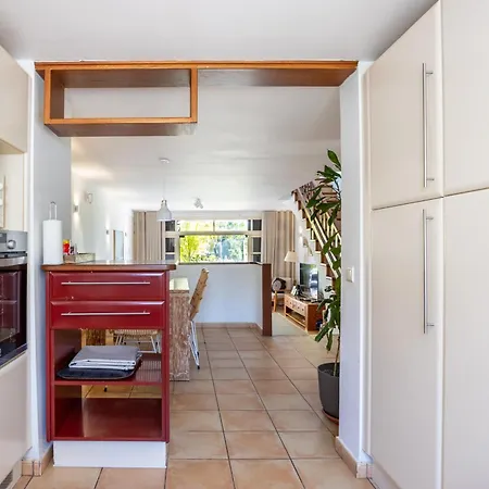 America - Seaviews, Private Pool & Bbq